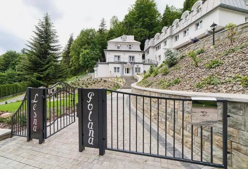 リゾートホテル Leśna Polana