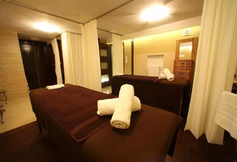 Lomakeskus Rezydencja Pod Tężnią & Spa