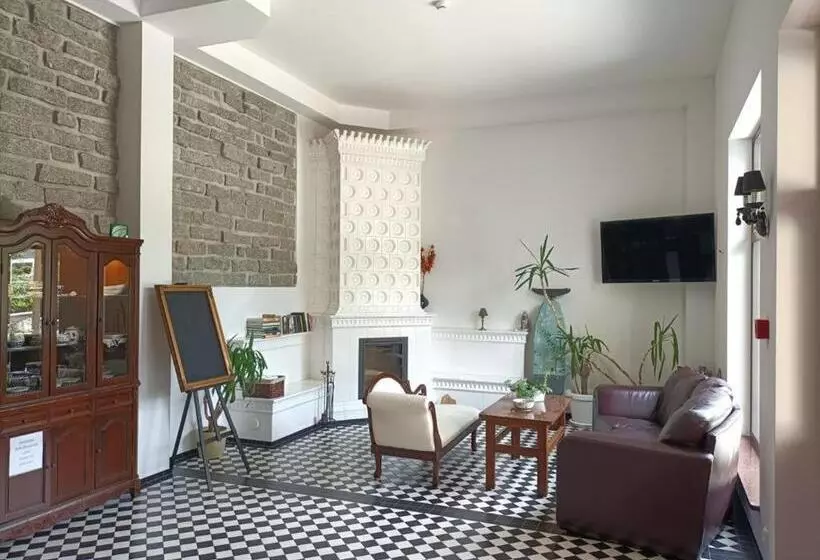 استراحتگاه Willa Magnat