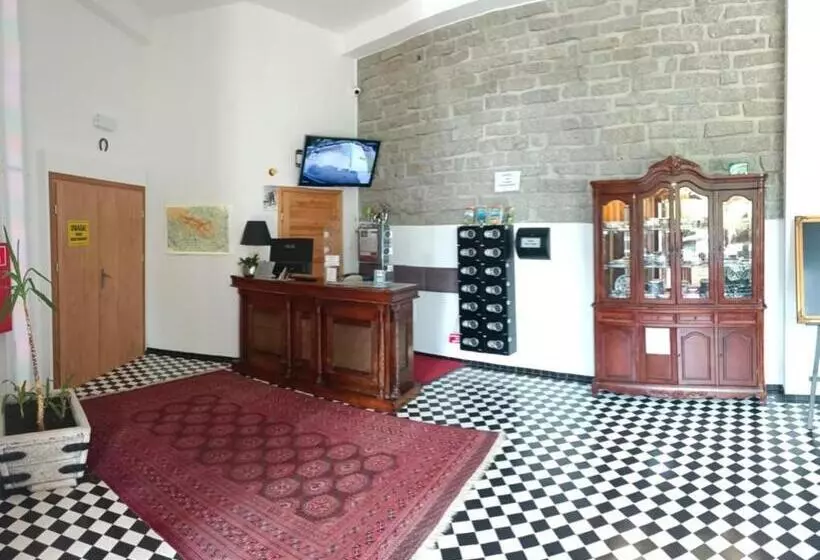 استراحتگاه Willa Magnat