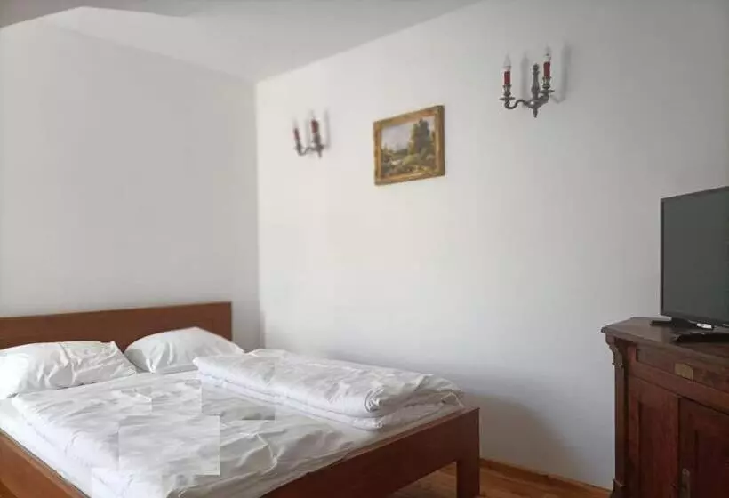 استراحتگاه Willa Magnat