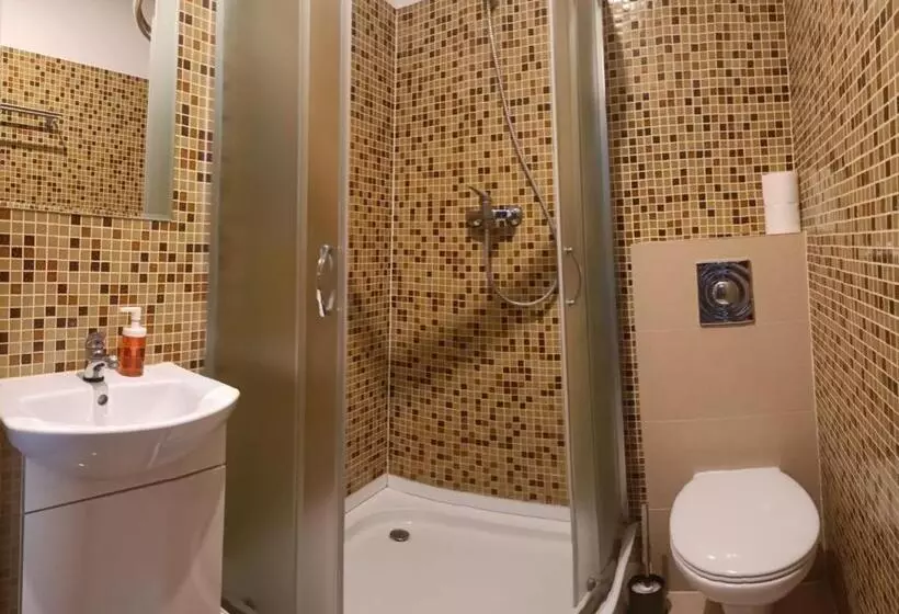 استراحتگاه Willa Magnat