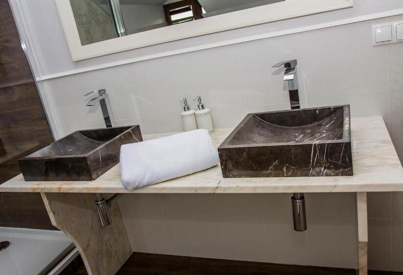 민박 Dworek Jabłonna