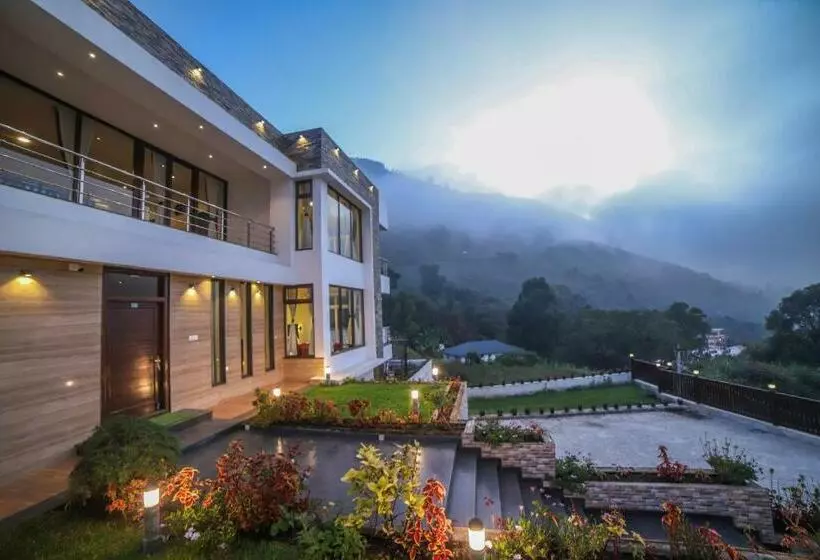 تختخواب و صبحانه Moonlit Abode