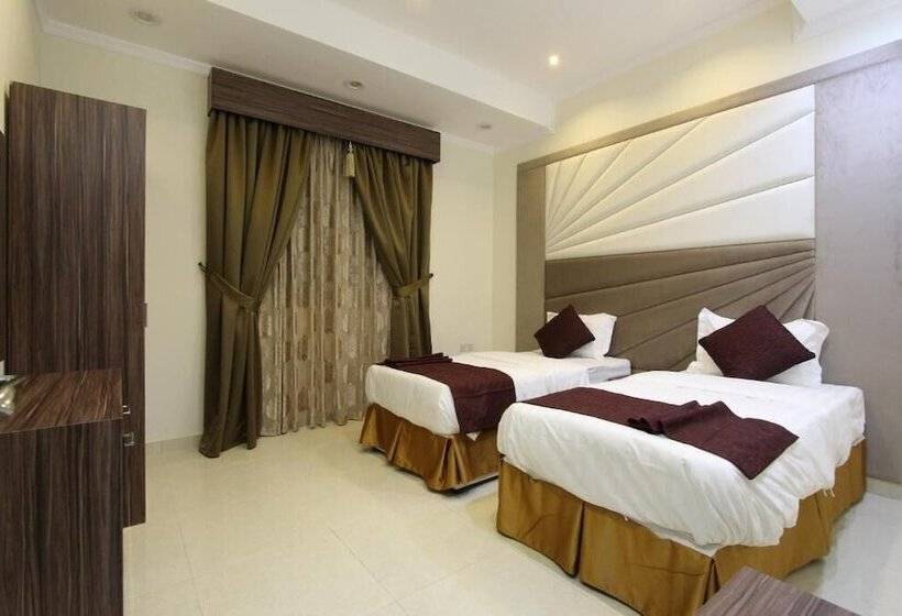 בית מלון כפרי Holiday Plus Qurtubah