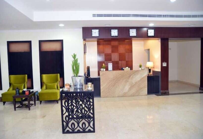 בית מלון כפרי Holiday Plus Qurtubah