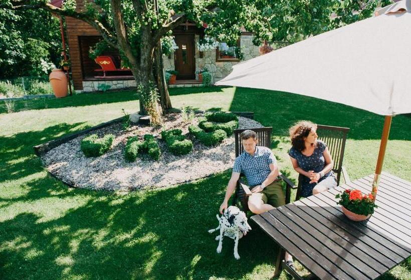 בית מלון כפרי Stara Stajnia   Azyl Tylko Dla Dorosłych