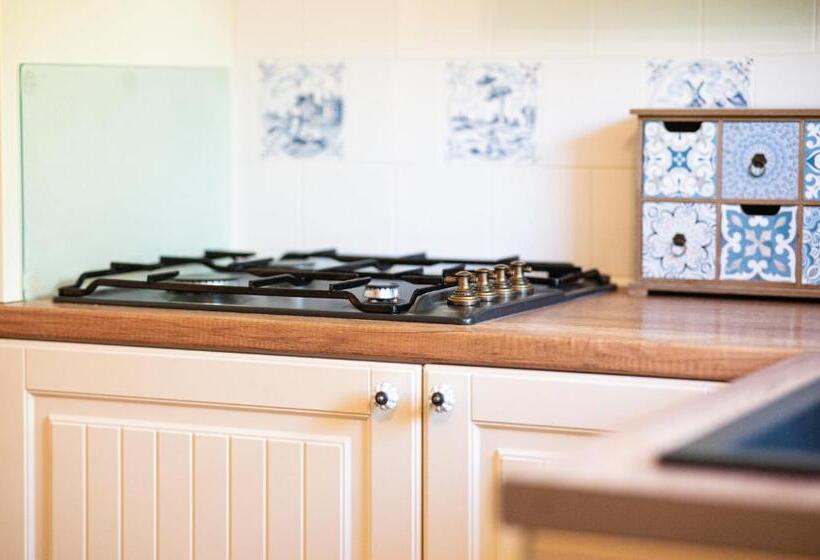 בית מלון כפרי Stara Stajnia   Azyl Tylko Dla Dorosłych