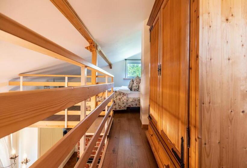 בית מלון כפרי Stara Stajnia   Azyl Tylko Dla Dorosłych