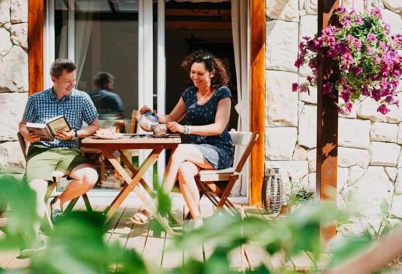 בית מלון כפרי Stara Stajnia   Azyl Tylko Dla Dorosłych