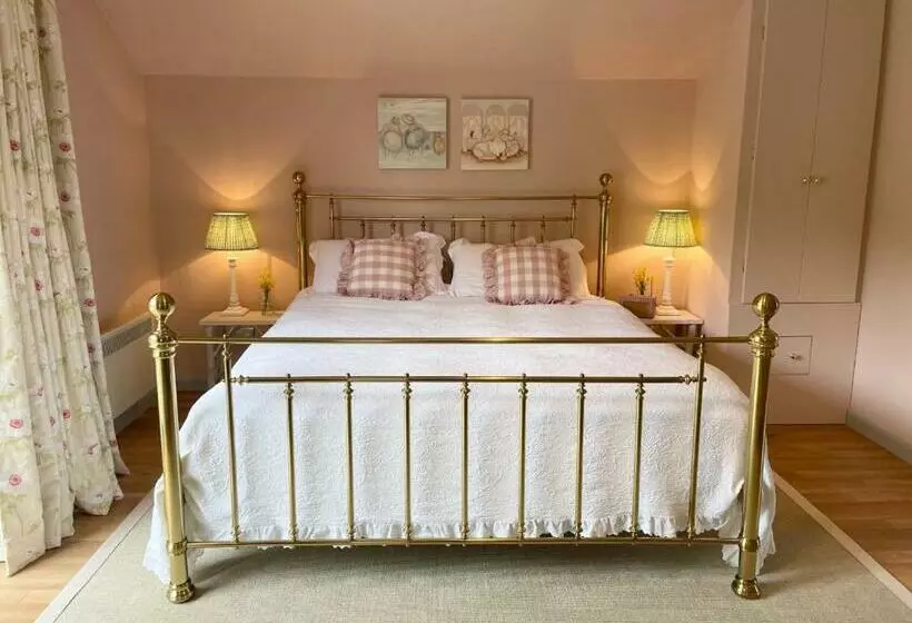 Majatalo Meadow View