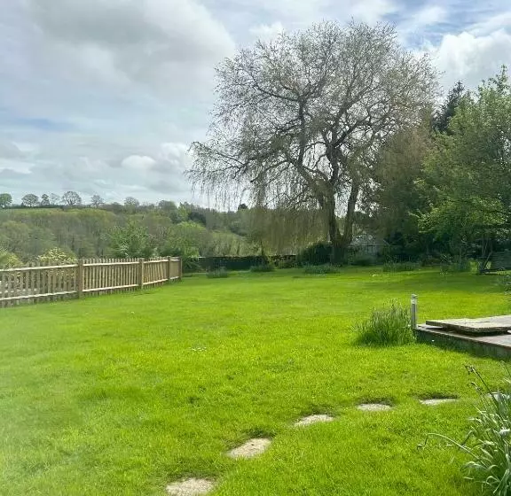 Majatalo Meadow View