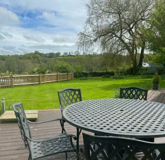 Majatalo Meadow View