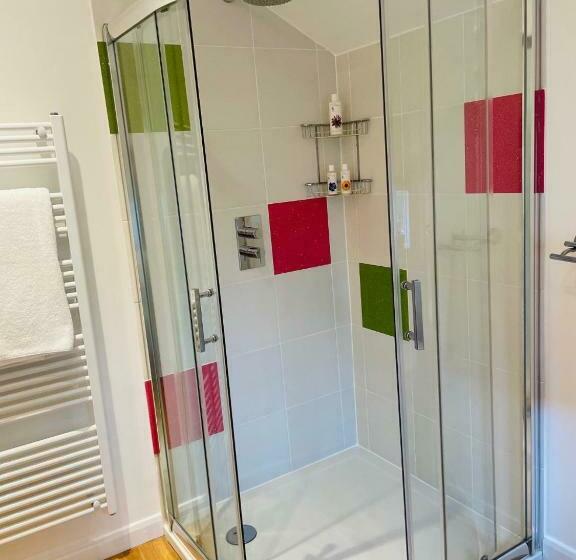 פנסיון Meadow View