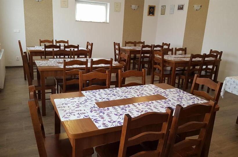 펜션 Noclegi Na Wzgórzu