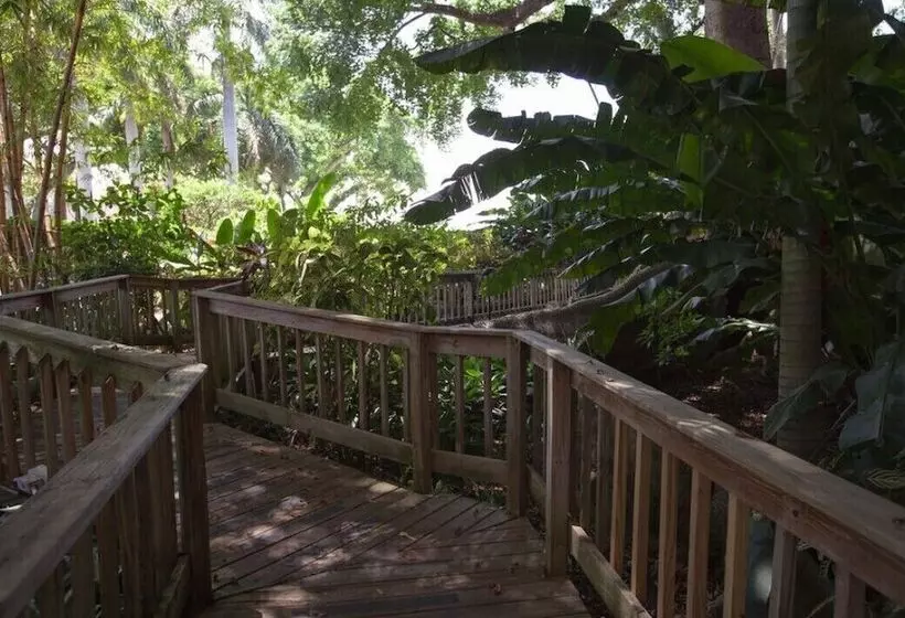 Lomakeskus Cloister At The Boca Raton