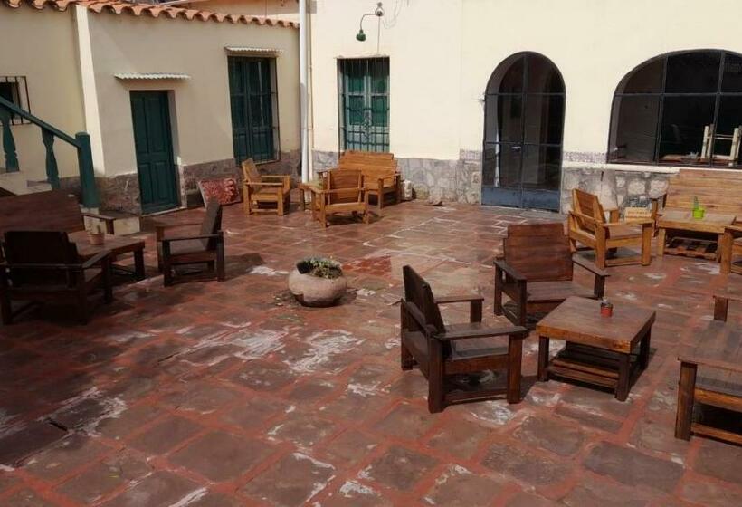 הוסטל Postales Del Tiempo