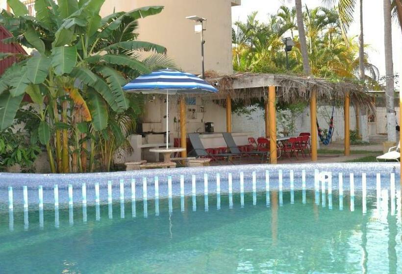 הוסטל Recreativo Marclauri A Pie De Playa