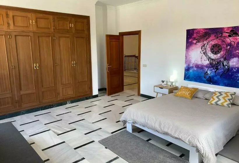 Aamiaismajoitus (B&B) Cuartos Y Desayunos Hacienda Los Olivos álora