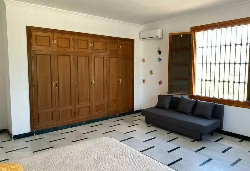 Aamiaismajoitus (B&B) Cuartos Y Desayunos Hacienda Los Olivos álora