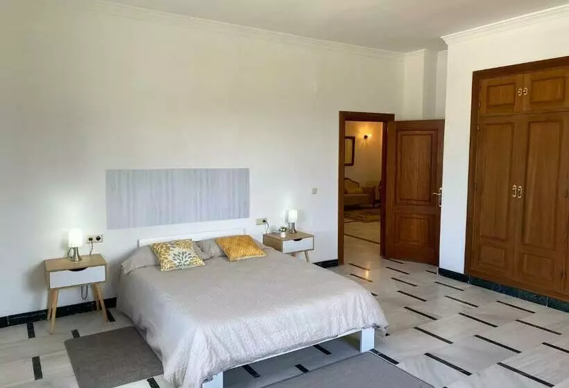 Aamiaismajoitus (B&B) Cuartos Y Desayunos Hacienda Los Olivos álora
