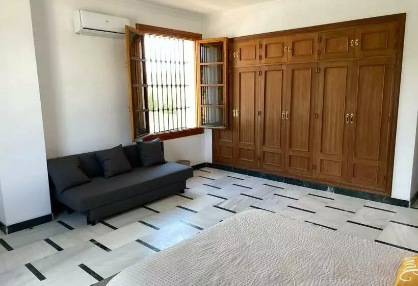 Aamiaismajoitus (B&B) Cuartos Y Desayunos Hacienda Los Olivos álora