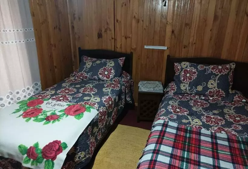 تختخواب و صبحانه Residencial Familiar