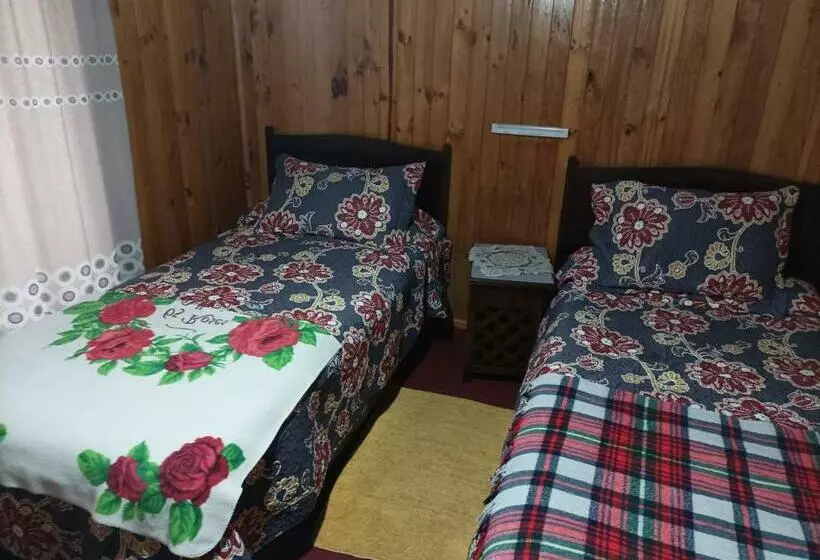 تختخواب و صبحانه Residencial Familiar