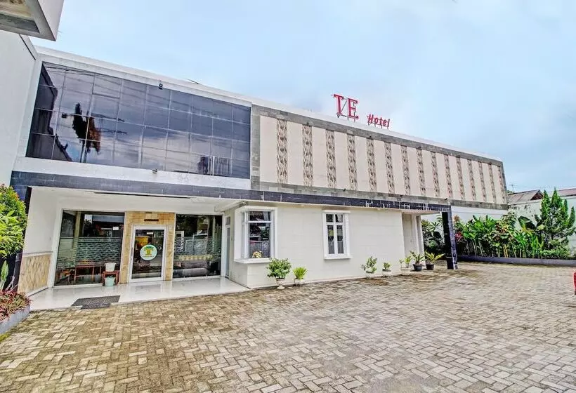 Collection O 92242 Hotel Tanjung Emas