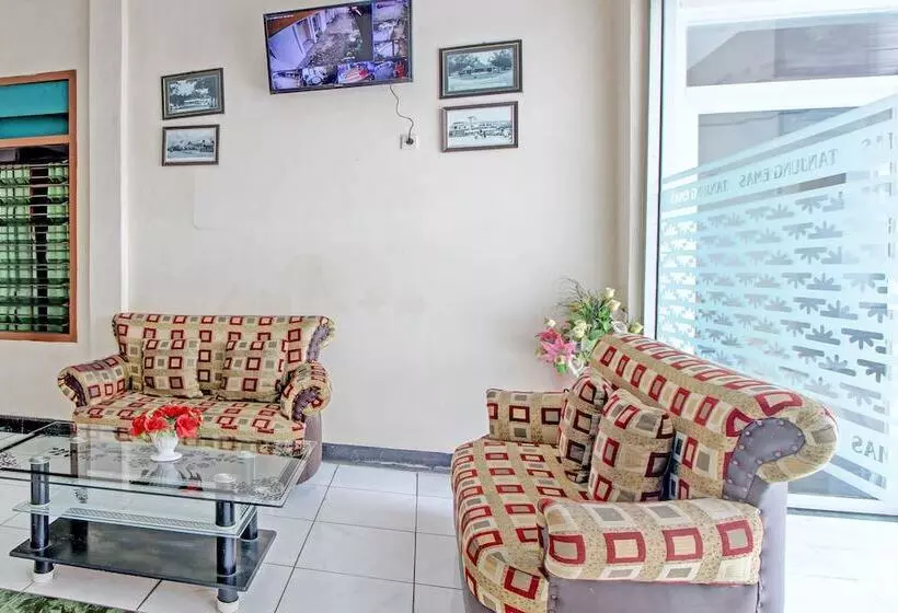 Collection O 92242 Hotel Tanjung Emas