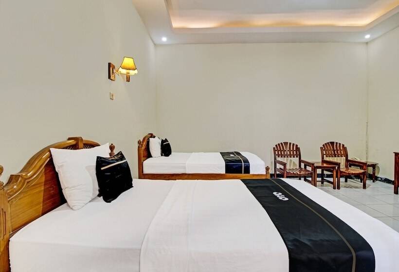 Collection O 92242 Hotel Tanjung Emas