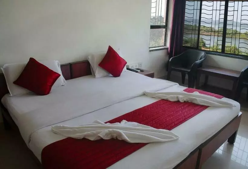 Hotel Shaurya