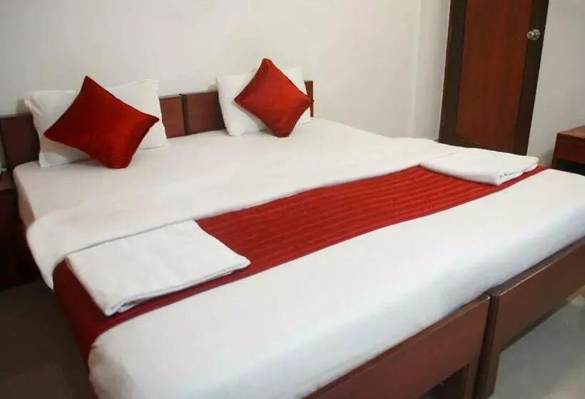 Hotel Shaurya