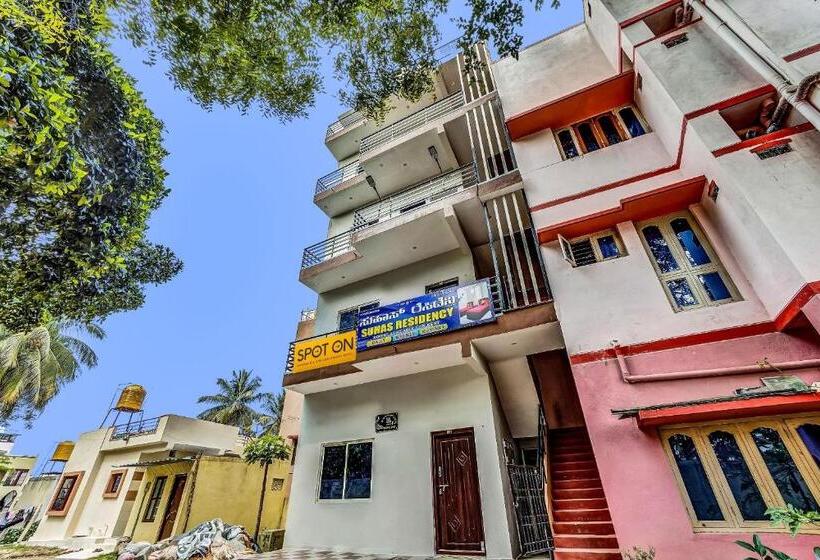 فندق O Suhas Residency