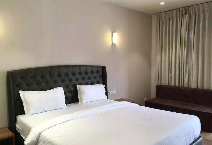 Hotel Vits Daman Devka Beach