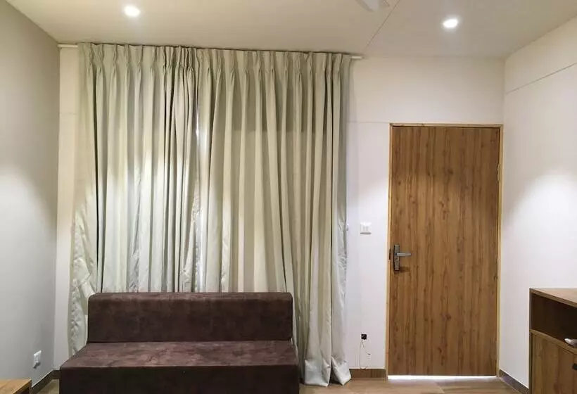 Hotel Vits Daman Devka Beach