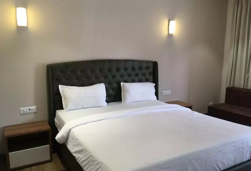 Hotel Vits Daman Devka Beach