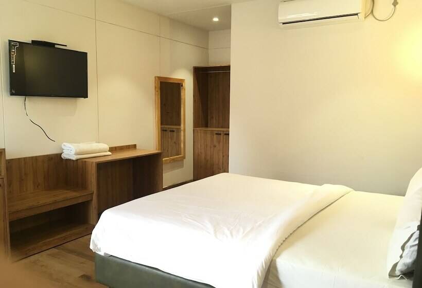 Hotel Vits Daman Devka Beach