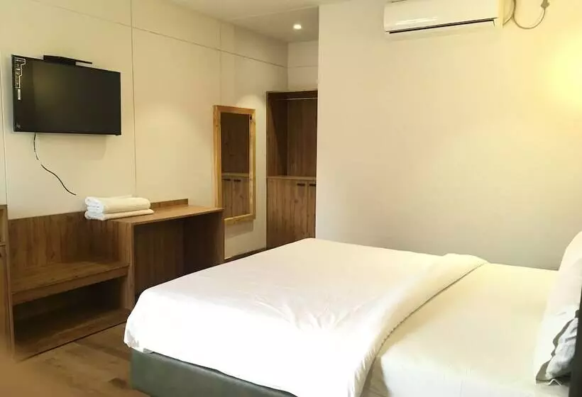 Hotel Vits Daman Devka Beach