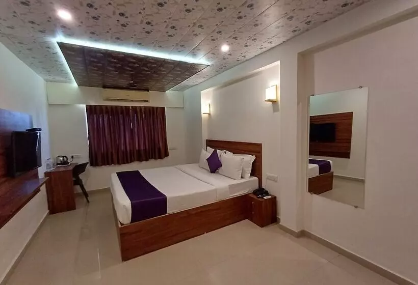 Hotel Vits Daman Devka Beach