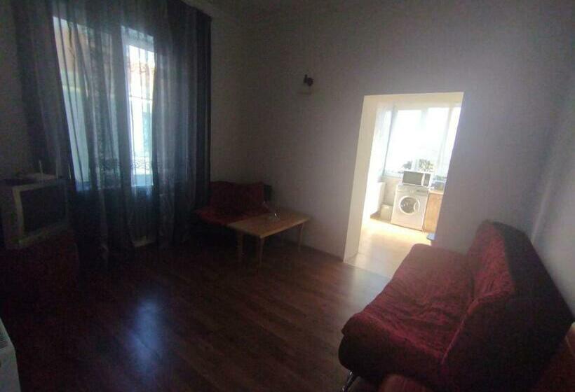 پانسیون Xatisa