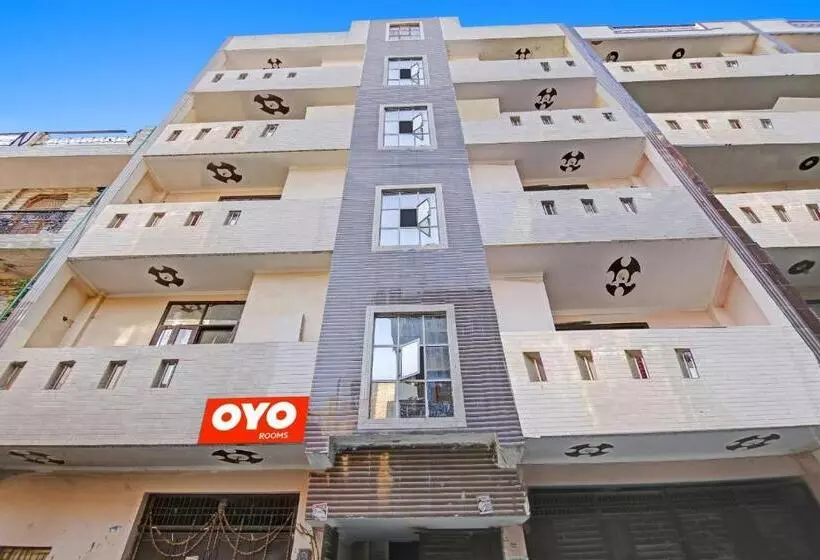 هتل Oyo Flagship 80762  Mandal Residency