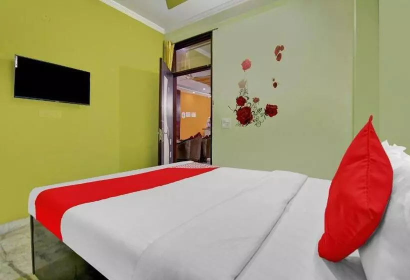 هتل Oyo Flagship 80762  Mandal Residency