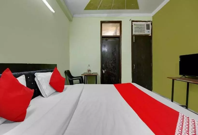 هتل Oyo Flagship 80762  Mandal Residency