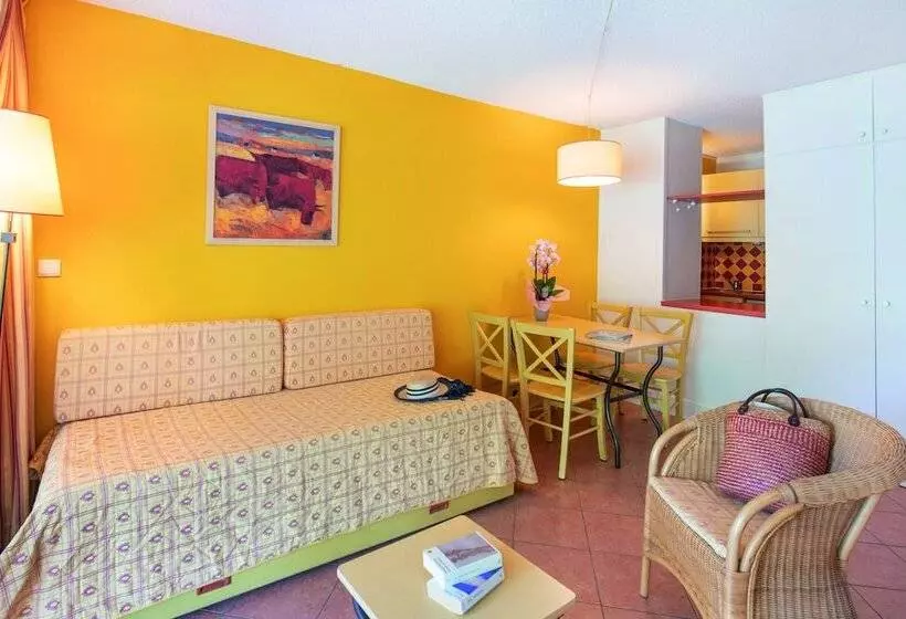 ホテル Sowell Résidences Les Sablons