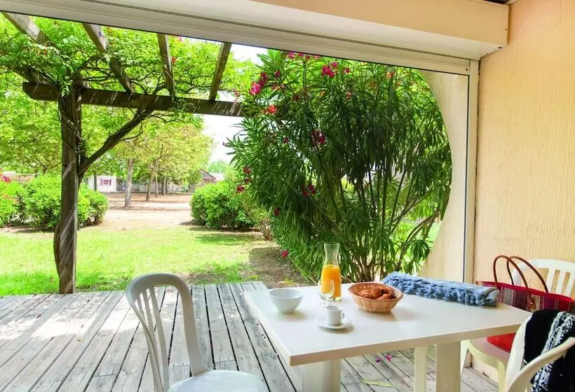 ホテル Sowell Résidences Les Sablons