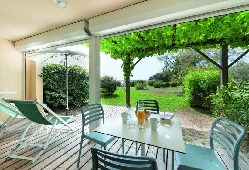 ホテル Sowell Résidences Les Sablons