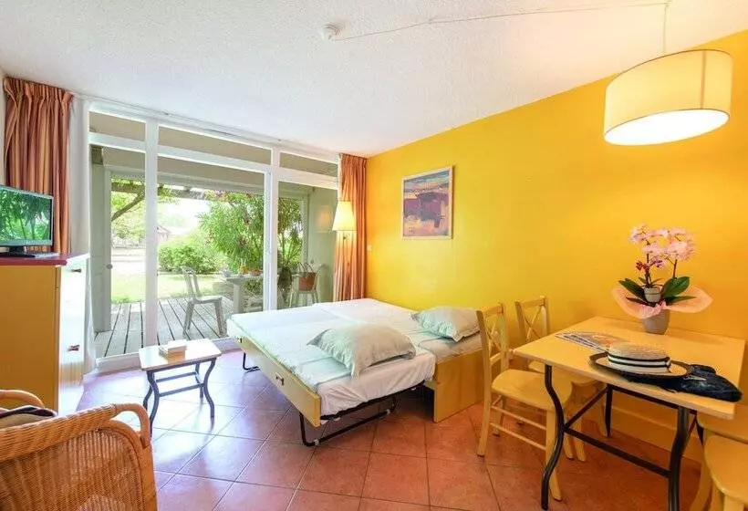 ホテル Sowell Résidences Les Sablons