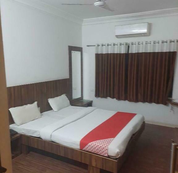 Hotel Spot On 80793g Abhay Guest House