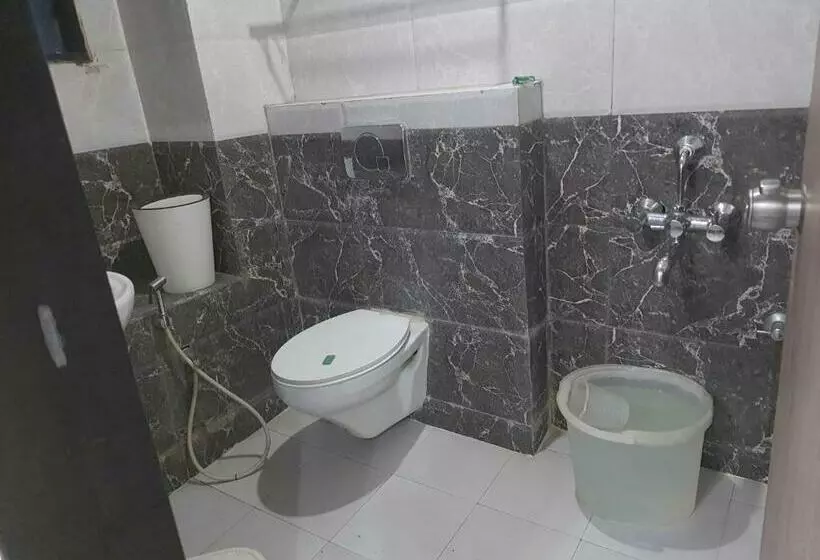 ホテル Spot On 80793g Abhay Guest House